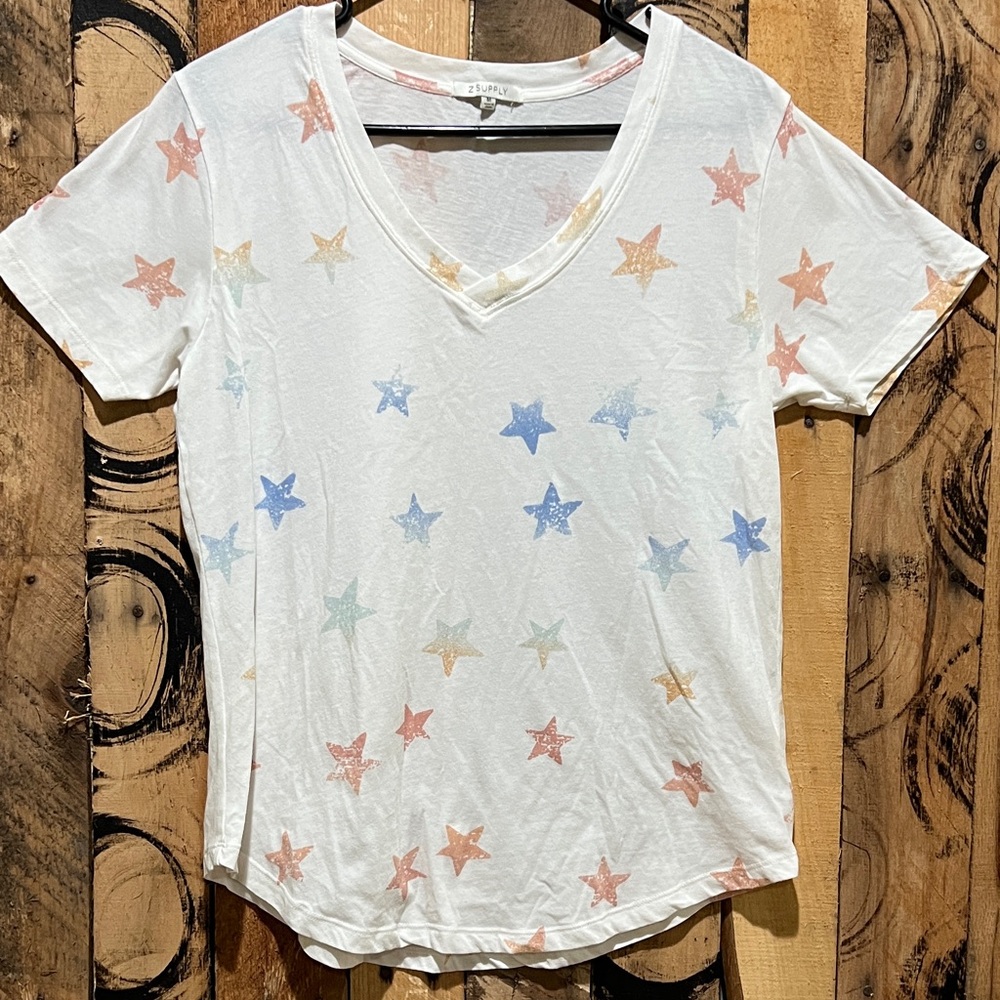 White V-Neck Tee with Pastel Star Print red/white/ blue.